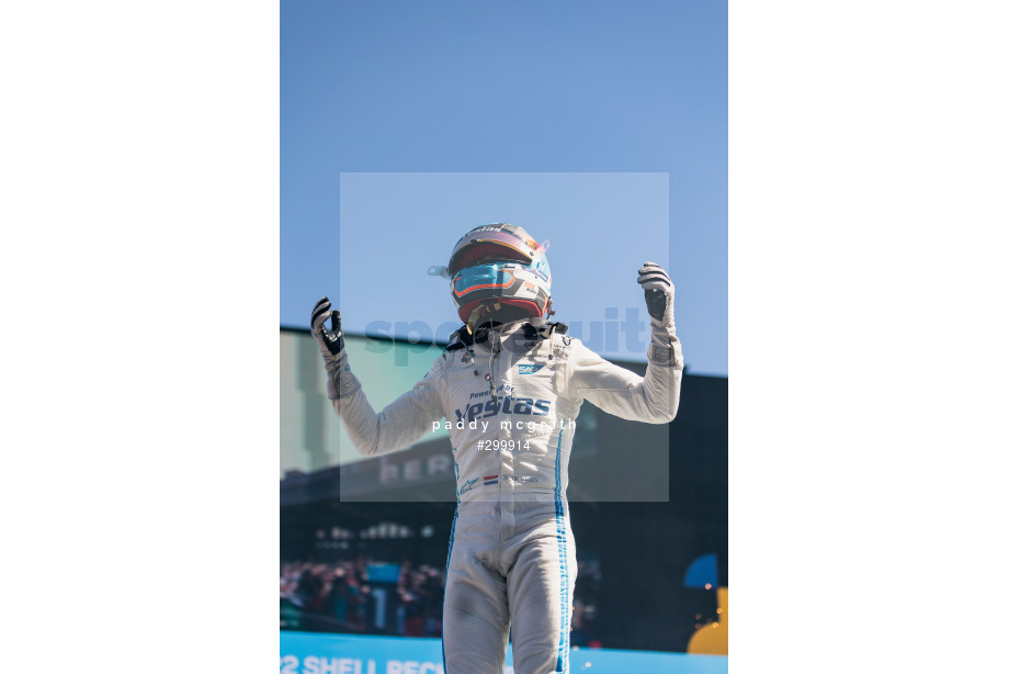 Spacesuit Collections Photo ID 299914, Paddy McGrath, Berlin ePrix, Germany, 15/05/2022 15:51:10