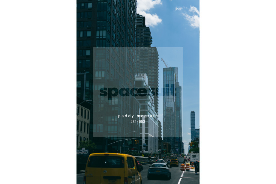 Spacesuit Collections Photo ID 314653, Paddy McGrath, New York City ePrix, United States, 13/07/2022 19:30:20