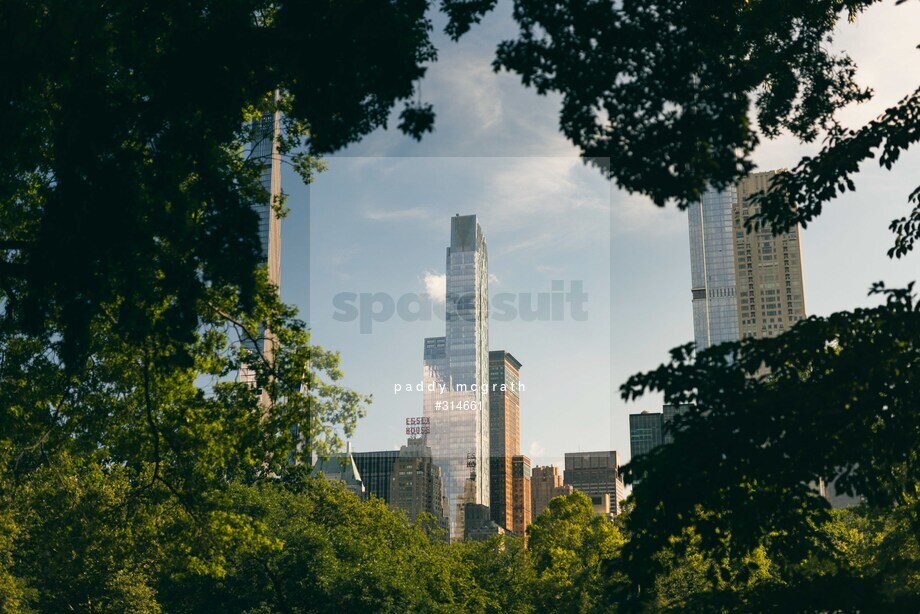 Spacesuit Collections Photo ID 314661, Paddy McGrath, New York City ePrix, United States, 13/07/2022 23:20:07