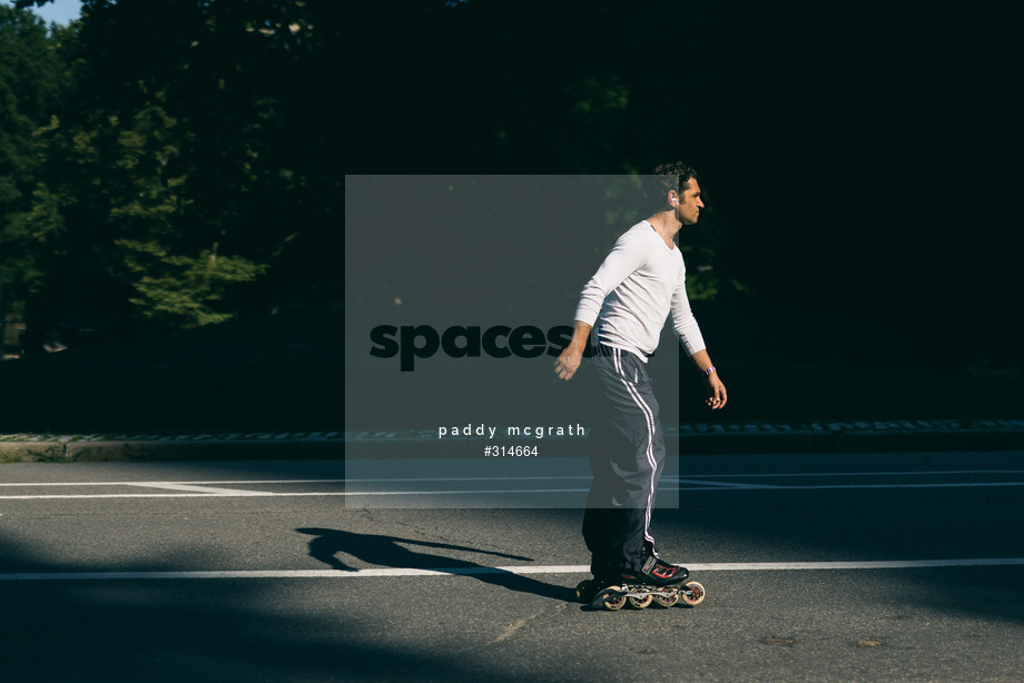 Spacesuit Collections Photo ID 314664, Paddy McGrath, New York City ePrix, United States, 13/07/2022 23:26:26