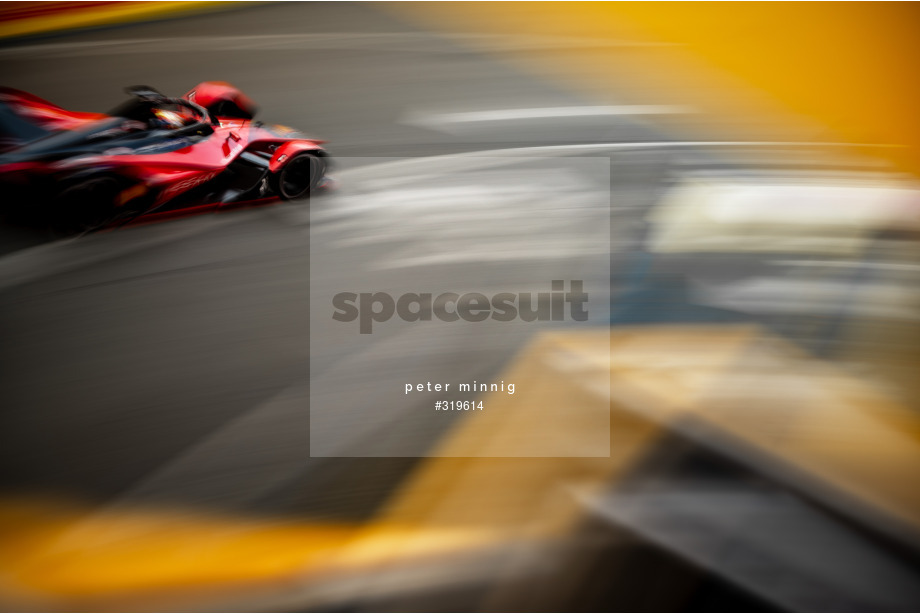 Spacesuit Collections Photo ID 319614, Peter Minnig, New York City ePrix, United States, 16/07/2022 07:25:16