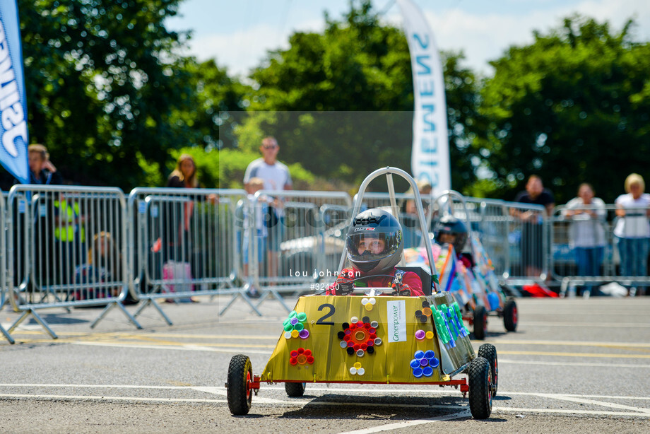 Spacesuit Collections Photo ID 32450, Lou Johnson, Greenpower Ford Dunton, UK, 01/07/2017 15:12:54