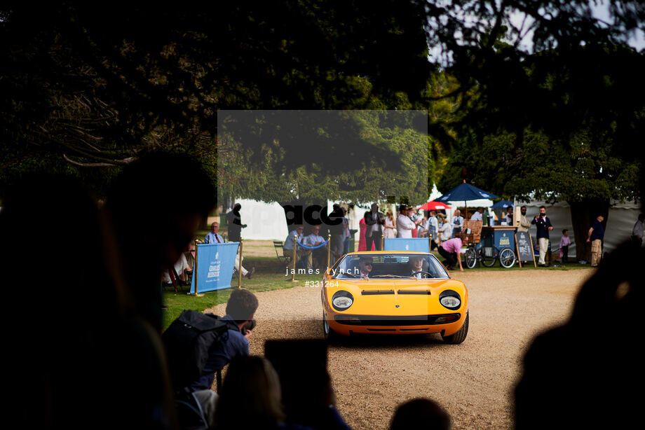 Spacesuit Collections Image ID 331264, James Lynch, Concours of Elegance, UK, 02/09/2022 14:58:26