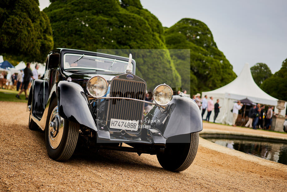 Spacesuit Collections Photo ID 331488, James Lynch, Concours of Elegance, UK, 02/09/2022 10:42:11