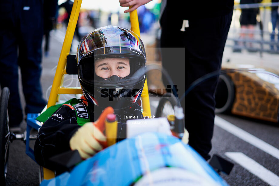 Spacesuit Collections Photo ID 334006, James Lynch, Goodwood International Final, UK, 09/10/2022 15:56:50