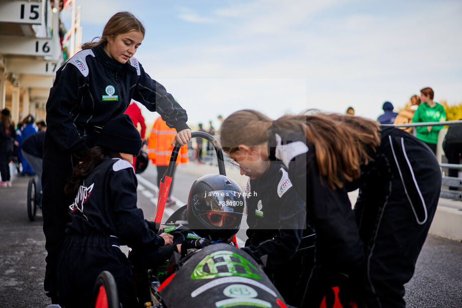 Spacesuit Collections Photo ID 334009, James Lynch, Goodwood International Final, UK, 09/10/2022 15:54:15