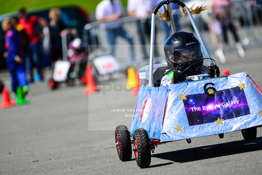 Spacesuit Collections Photo ID 34216, Jamie Sheldrick, Greenpower, UK, 13/07/2017 12:38:06