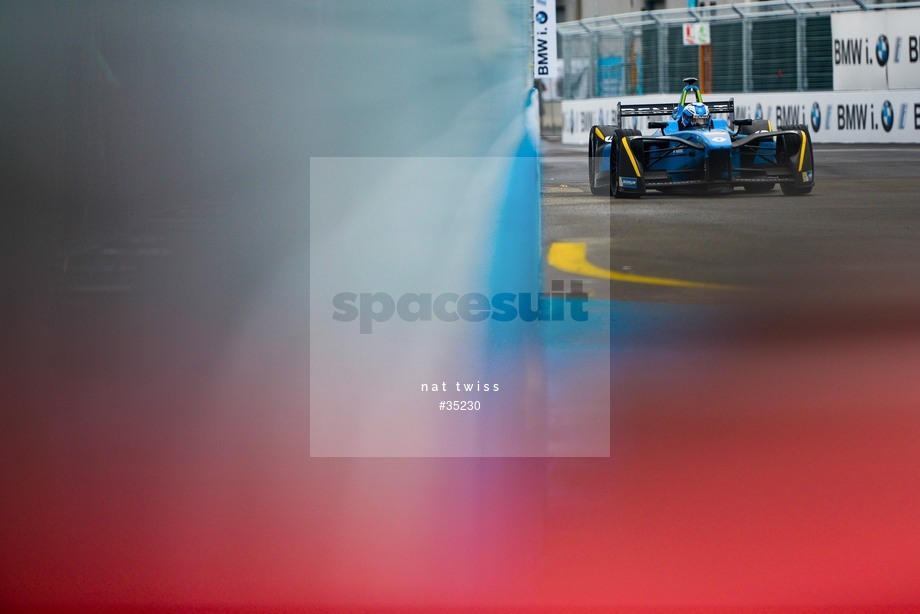 Spacesuit Collections Photo ID 35230, Nat Twiss, New York ePrix, United States, 15/07/2017 08:10:43