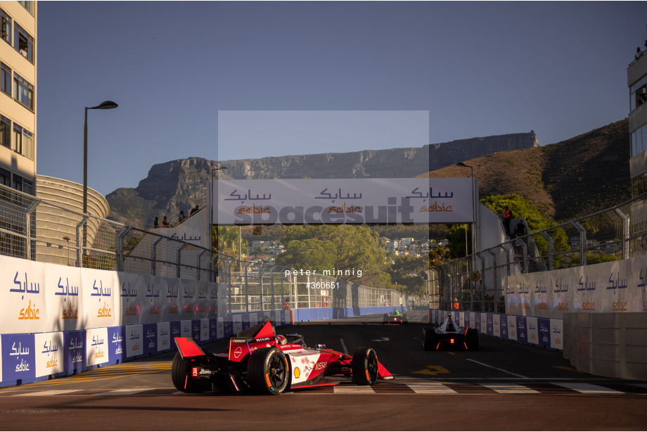 Spacesuit Collections Photo ID 360651, Peter Minnig, Cape Town ePrix, South Africa, 24/02/2023 17:39:06