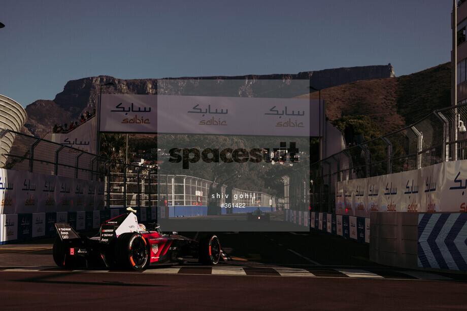 Spacesuit Collections Photo ID 361422, Shiv Gohil, Cape Town ePrix, South Africa, 24/02/2023 20:55:53