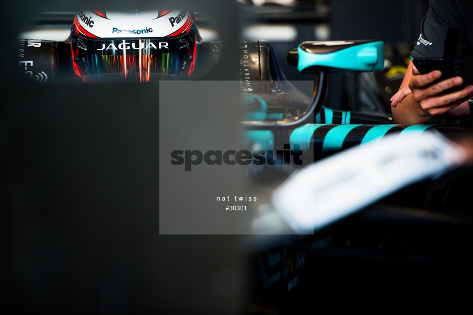 Spacesuit Collections Photo ID 38301, Nat Twiss, Montreal ePrix, Canada, 27/07/2017 17:14:35
