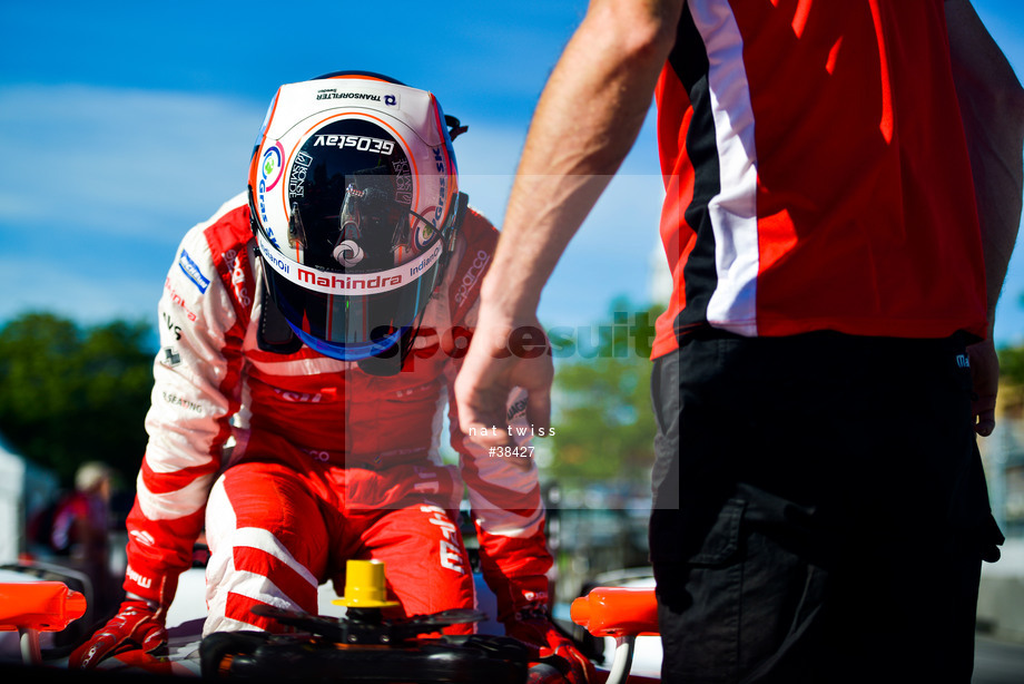 Spacesuit Collections Photo ID 38427, Nat Twiss, Montreal ePrix, Canada, 28/07/2017 09:00:56