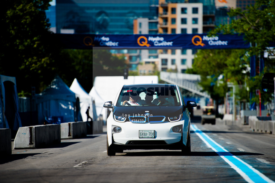 Spacesuit Collections Photo ID 38433, Lou Johnson, Montreal ePrix, Canada, 28/07/2017 09:13:43