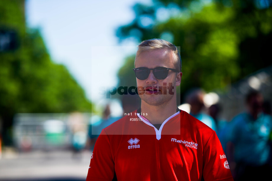 Spacesuit Collections Photo ID 38515, Nat Twiss, Montreal ePrix, Canada, 28/07/2017 10:20:55