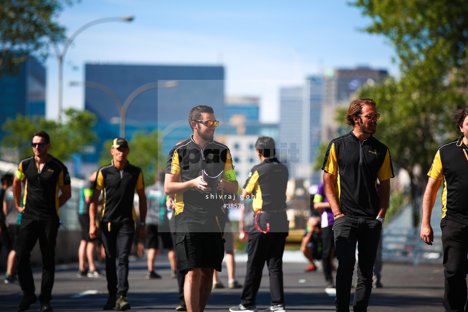 Spacesuit Collections Photo ID 38576, Shivraj Gohil, Montreal ePrix, Canada, 28/07/2017 09:38:20