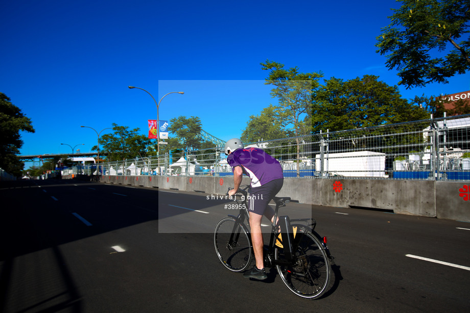 Spacesuit Collections Photo ID 38955, Shivraj Gohil, Montreal ePrix, Canada, 28/07/2017 17:42:53