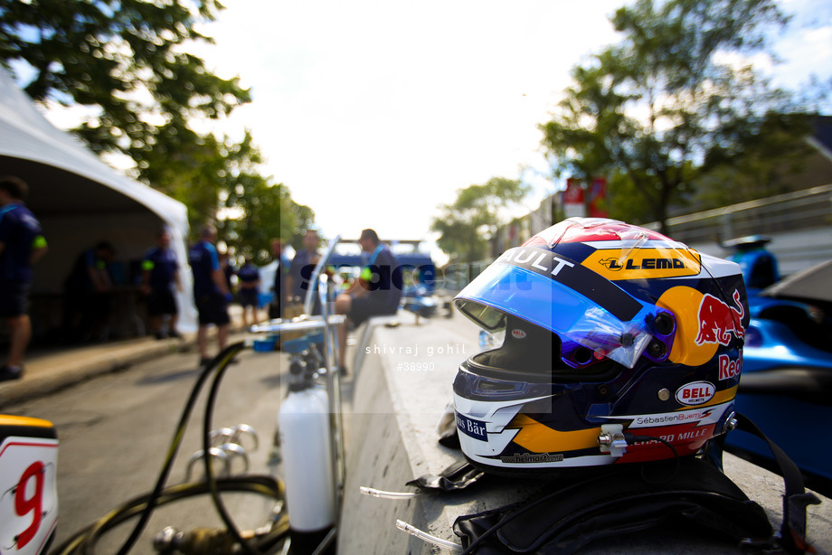 Spacesuit Collections Photo ID 38990, Shivraj Gohil, Montreal ePrix, Canada, 28/07/2017 14:39:31