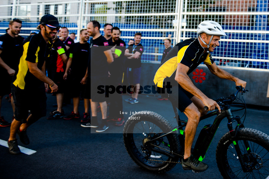 Spacesuit Collections Photo ID 39017, Lou Johnson, Montreal ePrix, Canada, 28/07/2017 17:51:44