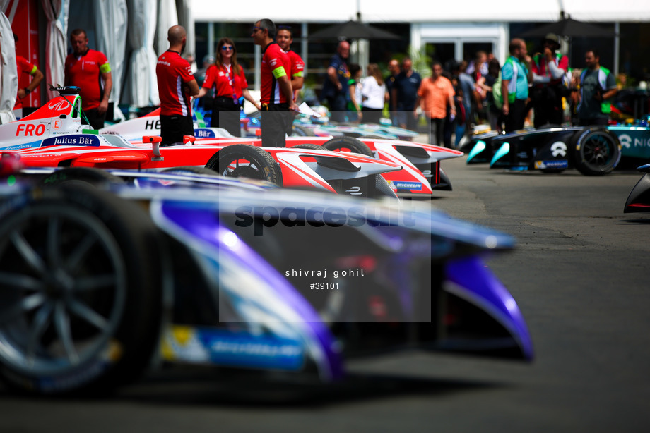 Spacesuit Collections Photo ID 39101, Shivraj Gohil, Montreal ePrix, Canada, 28/07/2017 12:59:45