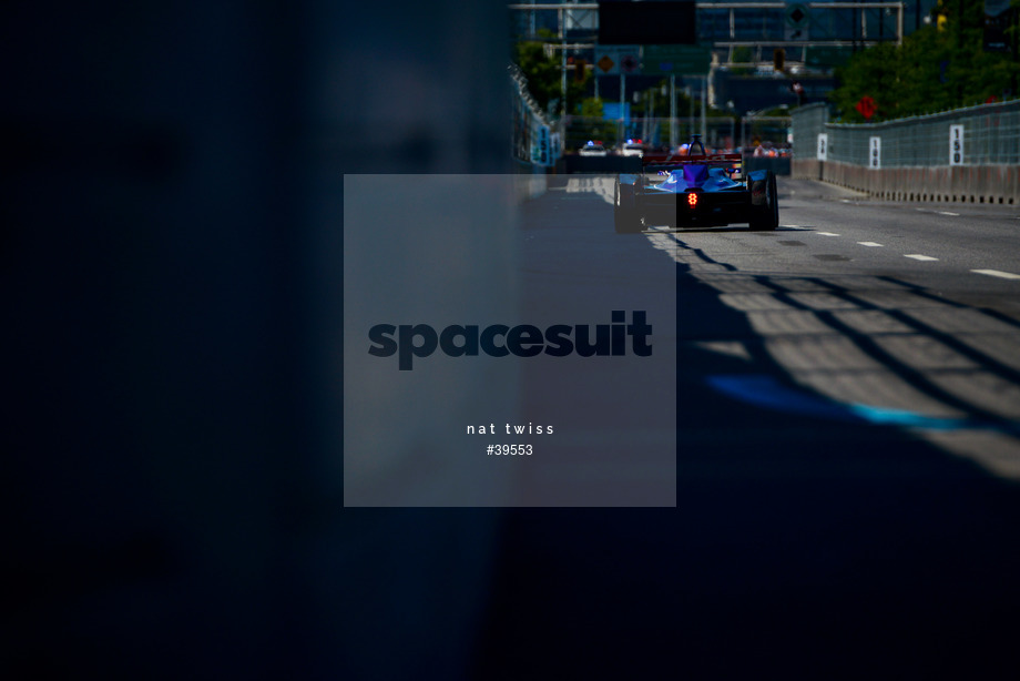 Spacesuit Collections Photo ID 39553, Nat Twiss, Montreal ePrix, Canada, 29/07/2017 10:37:59
