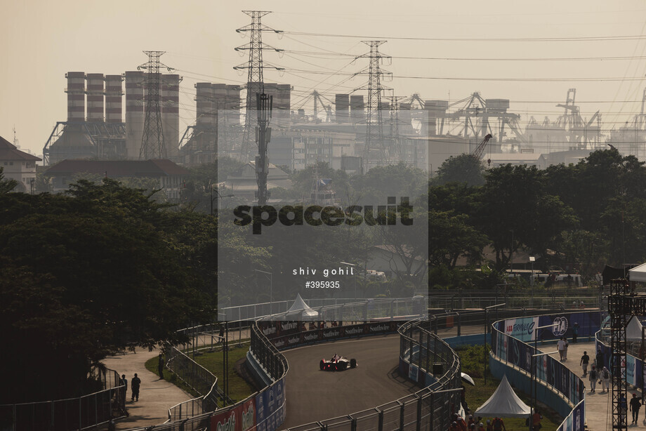 Spacesuit Collections Photo ID 395935, Shiv Gohil, Jakarta ePrix, Indonesia, 03/06/2023 02:26:07