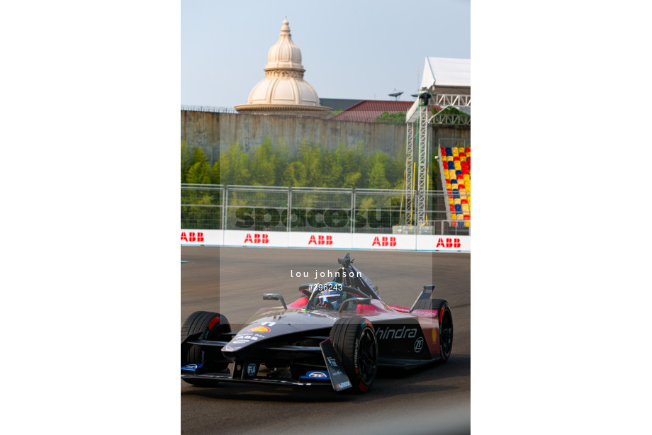 Spacesuit Collections Photo ID 396243, Lou Johnson, Jakarta ePrix, Indonesia, 04/06/2023 08:26:51