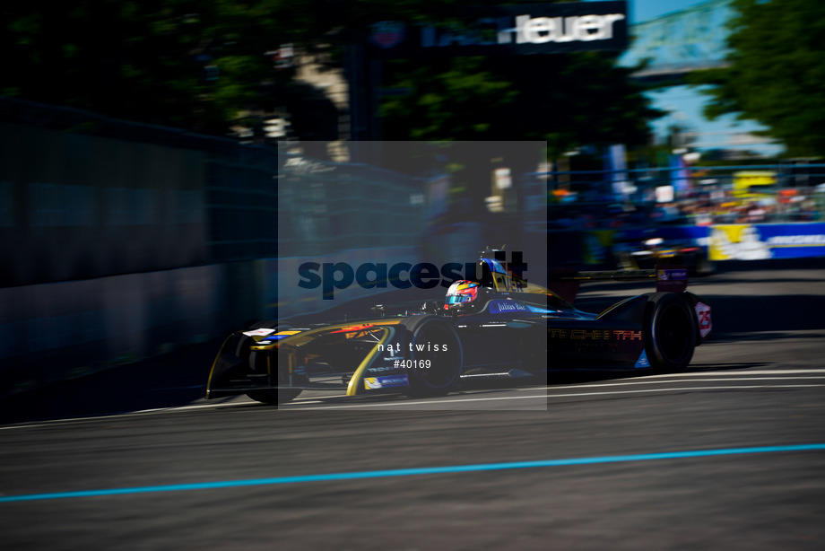 Spacesuit Collections Photo ID 40169, Nat Twiss, Montreal ePrix, Canada, 29/07/2017 16:33:47