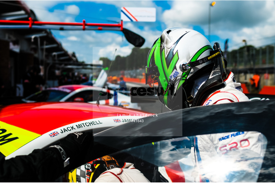 Spacesuit Collections Photo ID 41643, Jamie Sheldrick, British GT Brands Hatch, UK, 05/08/2017 10:12:36