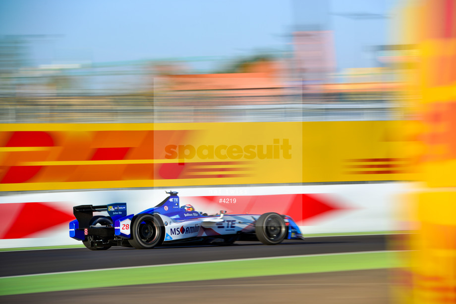 Spacesuit Collections Photo ID 4219, Nat Twiss, Marrakesh ePrix, Morocco, 12/11/2016 08:18:17