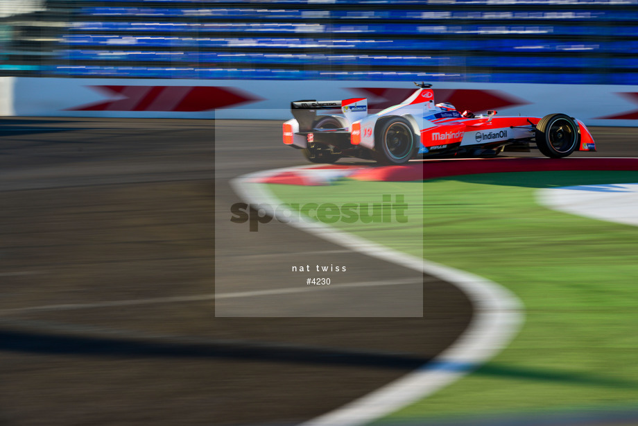 Spacesuit Collections Photo ID 4230, Nat Twiss, Marrakesh ePrix, Morocco, 12/11/2016 08:29:45