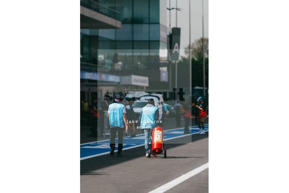 Spacesuit Collections Photo ID 434470, Jake Osborne, Mexico City ePrix, Mexico, 11/01/2024 13:07:49