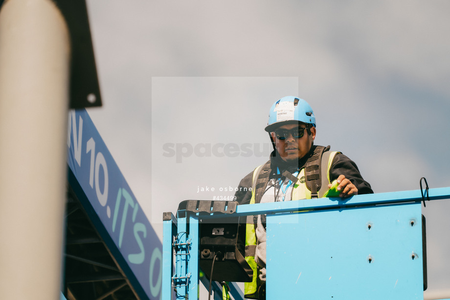 Spacesuit Collections Photo ID 434499, Jake Osborne, Mexico City ePrix, Mexico, 11/01/2024 13:55:22