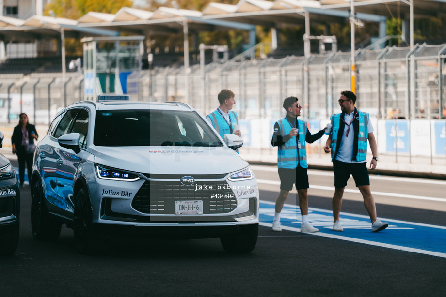 Spacesuit Collections Photo ID 434502, Jake Osborne, Mexico City ePrix, Mexico, 11/01/2024 13:56:58