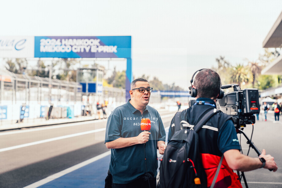 Spacesuit Collections Photo ID 434514, Oscar Lumley, Mexico City ePrix, Mexico, 11/01/2024 12:08:36