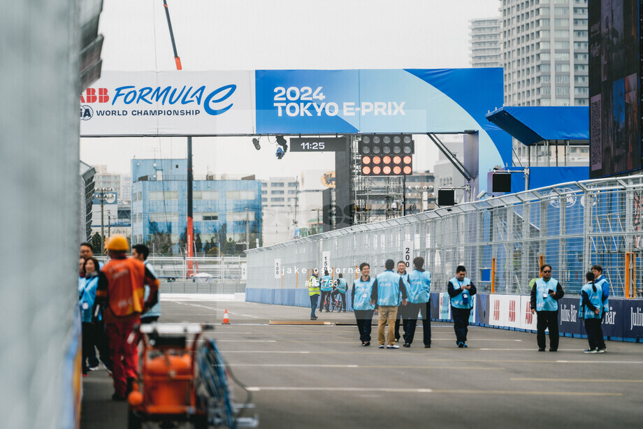 Spacesuit Collections Photo ID 451753, Jake Osborne, Tokyo ePrix, Japan, 28/03/2024 14:27:40