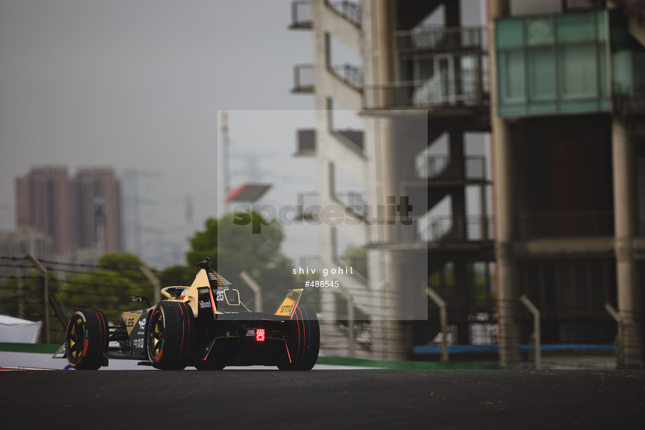 Spacesuit Collections Photo ID 488545, Shiv Gohil, Shanghai ePrix, China, 25/05/2024 08:16:25