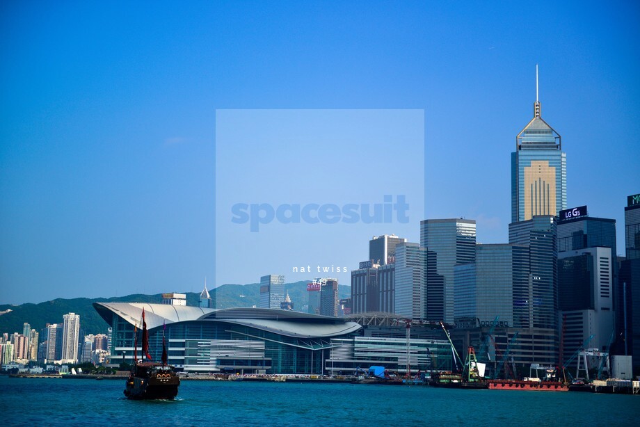 Spacesuit Collections Photo ID 49, Nat Twiss, Hong Kong ePrix, Hong Kong, 05/10/2016 07:17:41