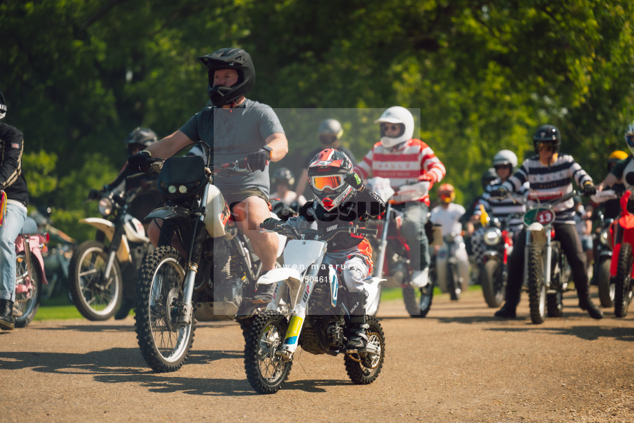 Spacesuit Collections Photo ID 504619, Ewen MacRury, Malle Mile 2024, UK, 19/07/2024 10:07:49