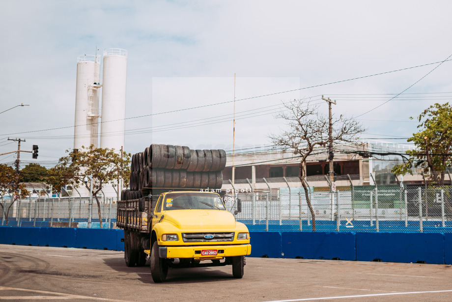 Spacesuit Collections Photo ID 516261, Adam Pigott, Sao Paulo ePrix, Brazil, 05/12/2024 09:42:01