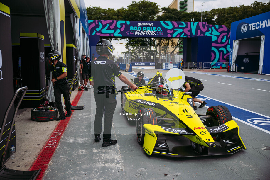 Spacesuit Collections Photo ID 517721, Adam Pigott, Sao Paulo ePrix, Brazil, 07/12/2024 15:15:52