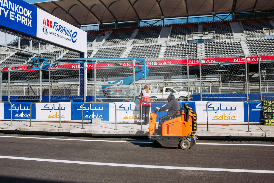 Spacesuit Collections Photo ID 519608, Adam Pigott, Mexico City ePrix, Mexico, 09/01/2025 10:24:20