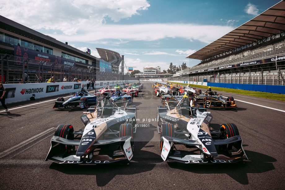 Spacesuit Collections Photo ID 519801, Adam Pigott, Mexico City ePrix, Mexico, 09/01/2025 15:01:36