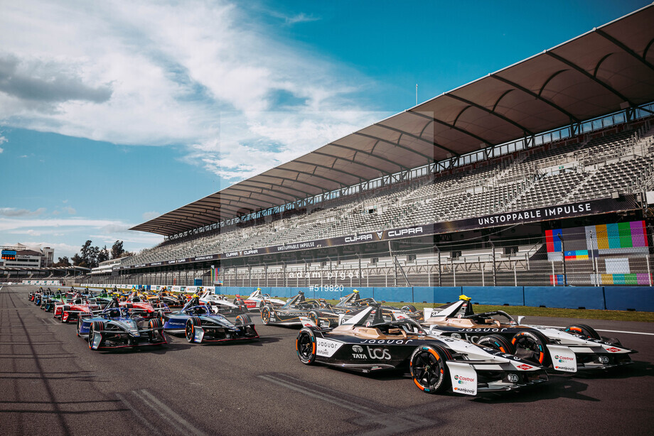 Spacesuit Collections Photo ID 519820, Adam Pigott, Mexico City ePrix, Mexico, 09/01/2025 15:26:40