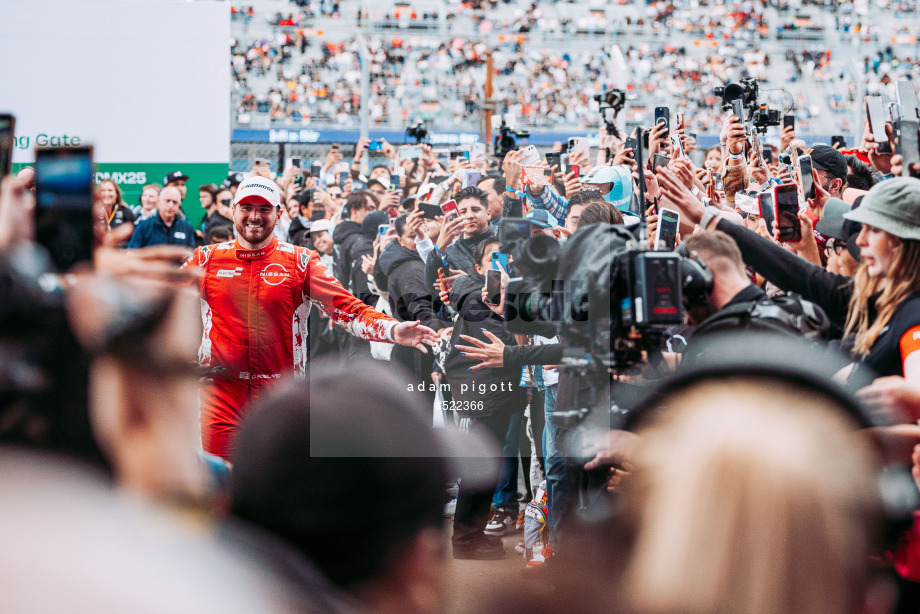 Spacesuit Collections Photo ID 522366, Adam Pigott, Mexico City ePrix, Mexico, 11/01/2025 15:10:14