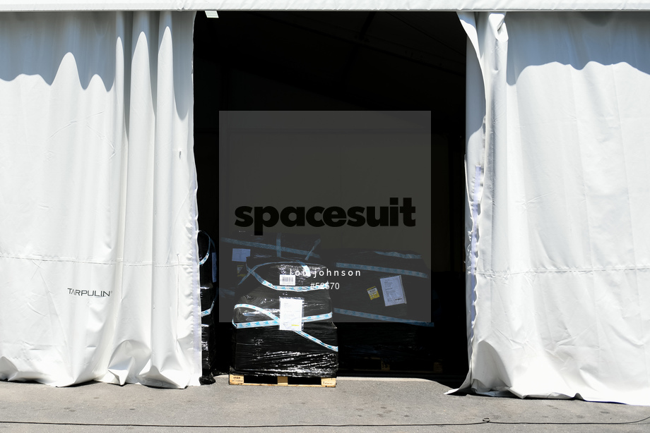 Spacesuit Collections Photo ID 52570, Lou Johnson, Santiago ePrix, Chile, 04/02/2018 13:57:47