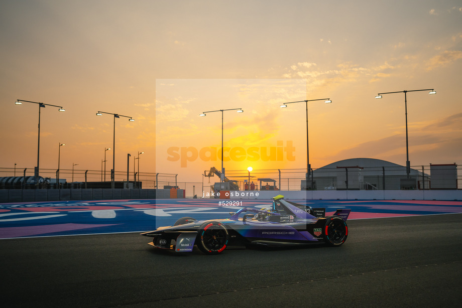 Spacesuit Collections Photo ID 529291, Jake Osborne, Jeddah ePrix, Saudi Arabia, 13/02/2025 18:03:19