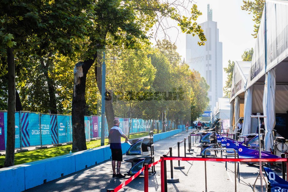 Spacesuit Collections Photo ID 52944, Dan Bathie, Santiago ePrix, Chile, 02/02/2018 09:06:43