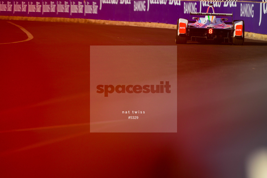 Spacesuit Collections Photo ID 5329, Nat Twiss, Marrakesh ePrix, Morocco, 12/11/2016 16:08:20