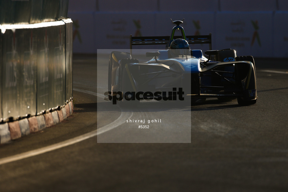 Spacesuit Collections Photo ID 5352, Shivraj Gohil, Marrakesh ePrix, Morocco, 12/11/2016 08:03:18