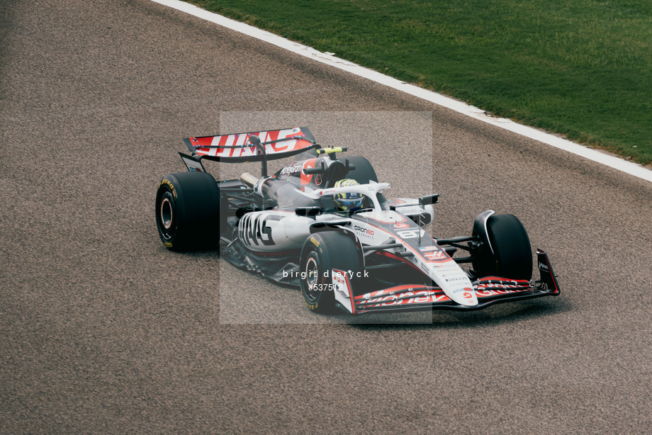 Spacesuit Collections Photo ID 537512, Birgit Dieryck, Formula 1 Aramco Pre-season Testing, Bahrain, 26/02/2025 10:45:30